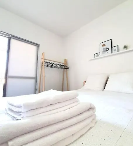 Cozy White Near New Bazaar / Center * Tirana