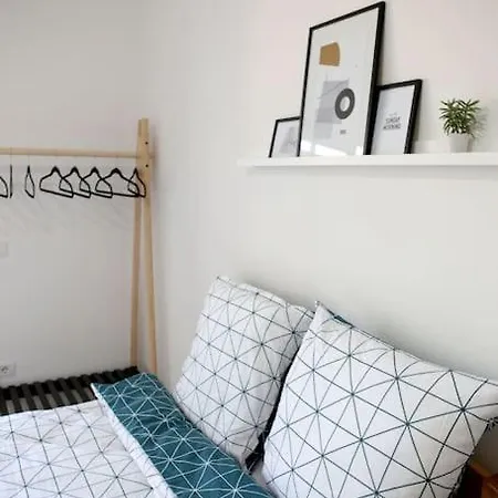 Appartement Cozy White Near New Bazaar / Center *